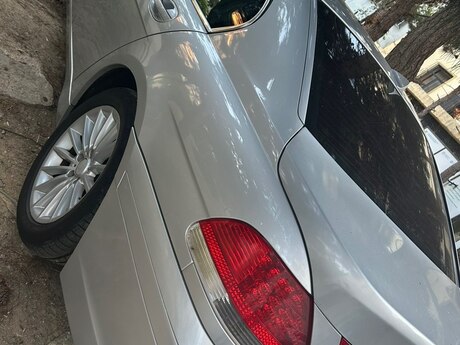 BMW 735, 2002 il