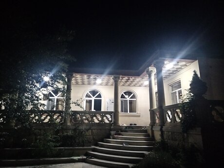 5 otaq · 142 m² · 1/1 mərtəbə, Biləcəri