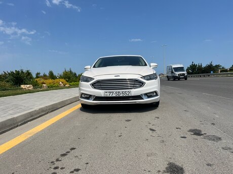 Ford Fusion, 2017 il Ford Fusion, 2017 il