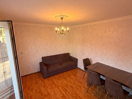 Səbaildə 2 otaqlı həyət evi satılır, 40 m², 50 000 AZN, şəkil 2 / 9