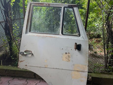 KamAz qapısı