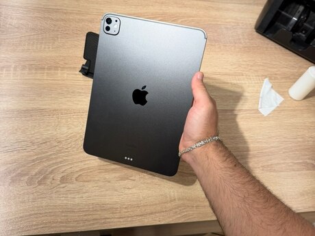 Apple iPad Pro 11 İnch M4 256 GB Space Black