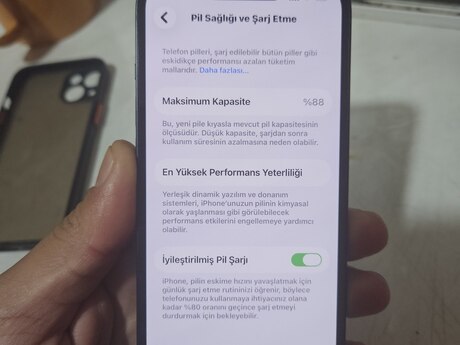 Apple iPhone 13 Midnight 128GB/4GB