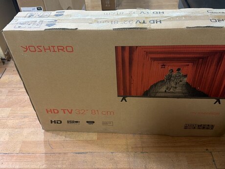 Televizor Yoshiro 82 sm