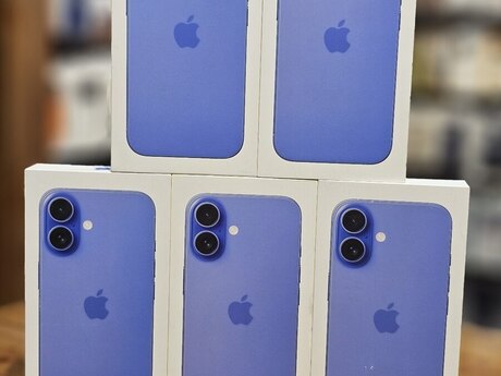 Apple iPhone 16 Ultramarine 128GB/8GB