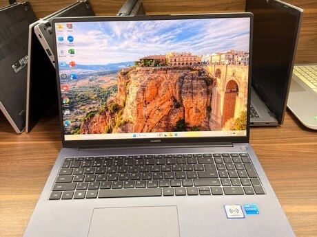 Noutbuk Huawei i5-H
