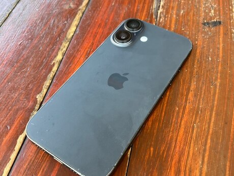 Apple iPhone 16 Black 128GB/8GB