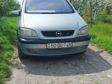 Opel Zafira, 1999 il Opel Zafira, 1999 il