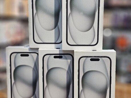 Apple iPhone 15 Black 128GB/6GB