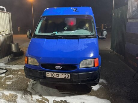 Ford Transit, 1995 il