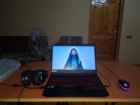 Noutbuk Acer