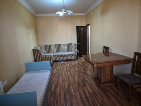 2-otaqlı mənzil kirayə verilir, Ayna Sultanova, 65 m²