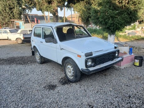 LADA (VAZ) Niva, 1999 il LADA (VAZ) Niva, 1999 il