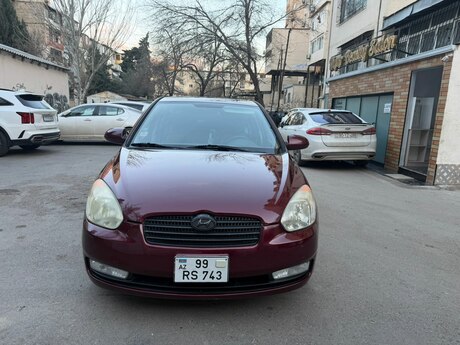 Hyundai Accent, 2009 il
