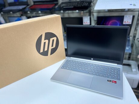 Noutbuk HP 15 