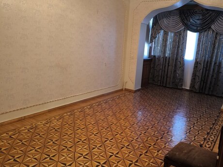 4-otaqlı mənzil kirayə verilir, Əlisgəndər İsgəndərov küç., 56 m² 4-otaqlı mənzil kirayə verilir, Əlisgəndər İsgəndərov küç., 56 m²