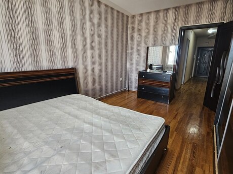 2-otaqlı yeni tikili kirayə verilir, Bakıxanov qəs., 75 m²