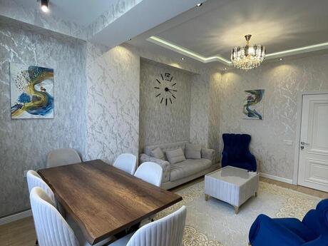 2-otaqlı yeni tikili kirayə verilir, Gənclik m., 70 m²