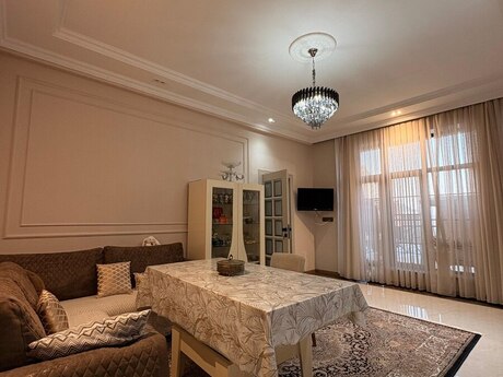 Şıxovda 6 otaqlı həyət evi satılır, 290 m², 570 000 AZN, şəkil 5 / 12