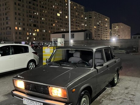 LADA (VAZ) 2105, 1988 il