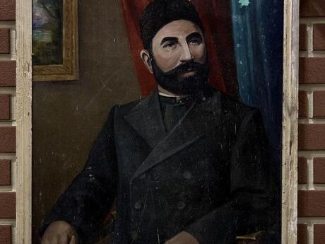 Antikvar Hacı Zeynalabdin Tağıyev portreti kətan üzərində yağlı boya Antikvar Hacı Zeynalabdin Tağıyev portreti kətan üzərində yağlı boya