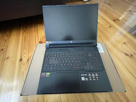 Acer Nitro V16 Aİ