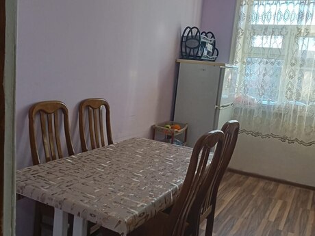 3-otaqlı mənzil kirayə verilir, Quba ş., 70 m²