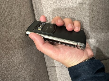 Vertu Signature S Design Black and White 4GB