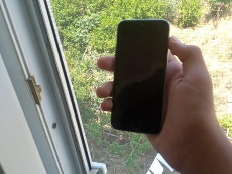 Apple iPhone 5S White/Silver 32GB