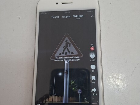 Apple iPhone 6S Silver 16GB