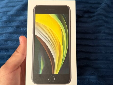 Apple iPhone SE (2020) Black 64GB/3GB