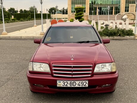 Mercedes C 180, 1993 il