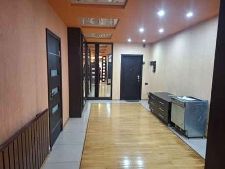 4-room new-build apartment for sale in 28 May, 220 m², 510 000 AZN, photo 5 / 12