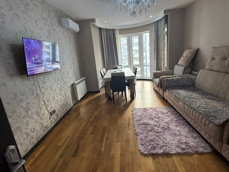 3-otaqlı yeni tikili kirayə verilir, 8 Noyabr m., 84 m² 3-otaqlı yeni tikili kirayə verilir, 8 Noyabr m., 84 m²