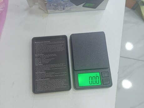 Qızıl tərəzisi "0.01 - 200 qr" Qızıl tərəzisi "0.01 - 200 qr"