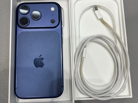 Apple iPhone 17 Pro Deep Blue 256GB/12GB