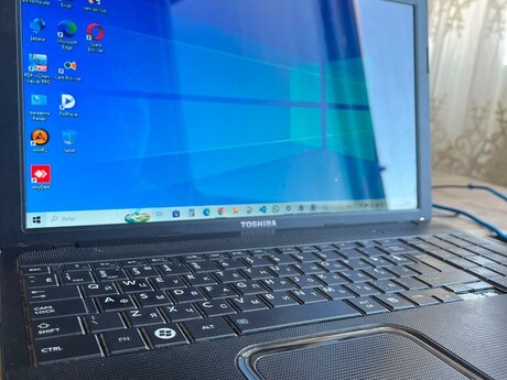 Noutbuk Toshiba