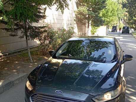 Ford Fusion, 2015 il Ford Fusion, 2015 il