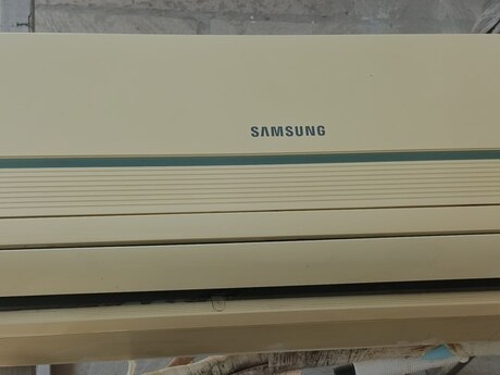 Kondisioner "Samsung" Kondisioner "Samsung"