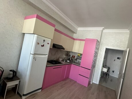 2-otaqlı yeni tikili kirayə verilir, Saray qəs., 70 m²