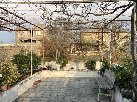 12 sot torpaq sahəsi, Nardaran qəs.
