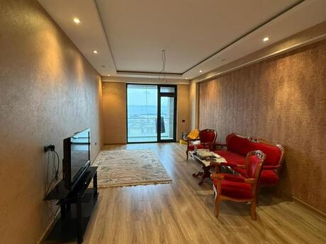 2-otaqlı yeni tikili, Gəncə pr., 108 m²