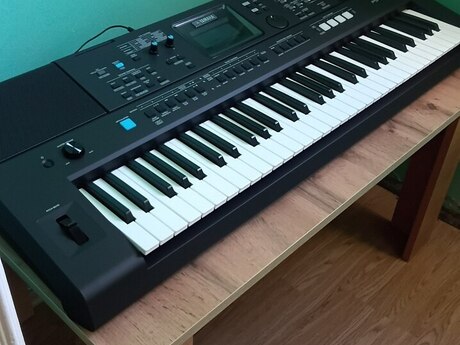 Sintezator "Yamaha"