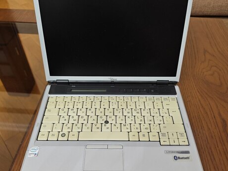 Noutbuk Fujitsu-Siemens Lifebook S7110