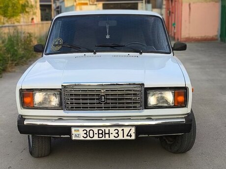 LADA (VAZ) 2107, 2000 il