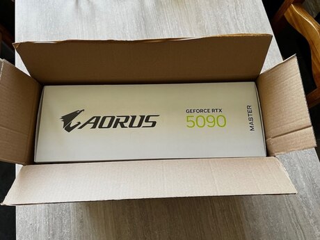Video kart Gigabyte RTX 5090 Aorus Master Ice 32GB
