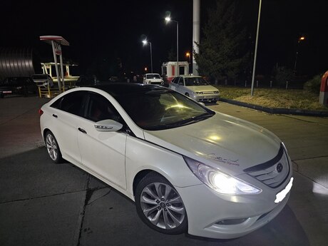 Hyundai Sonata, 2010 il