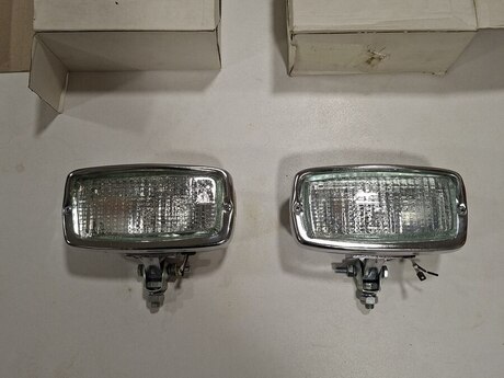 Gaz 24, GAZ 2410, haloqenləri