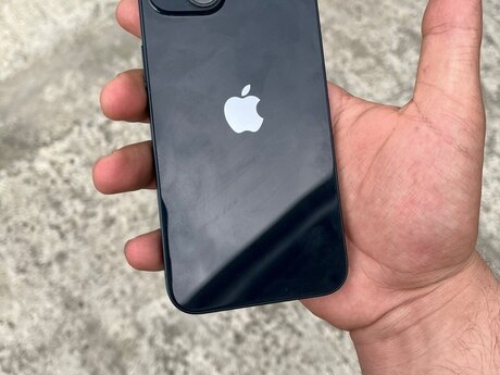 Apple iPhone 13 Midnight 128GB/4GB