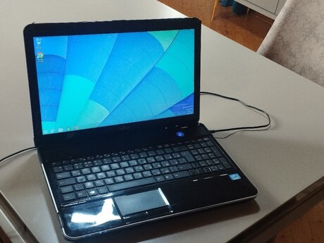 Fujitsu LIFEBOOK A Series (AH531)